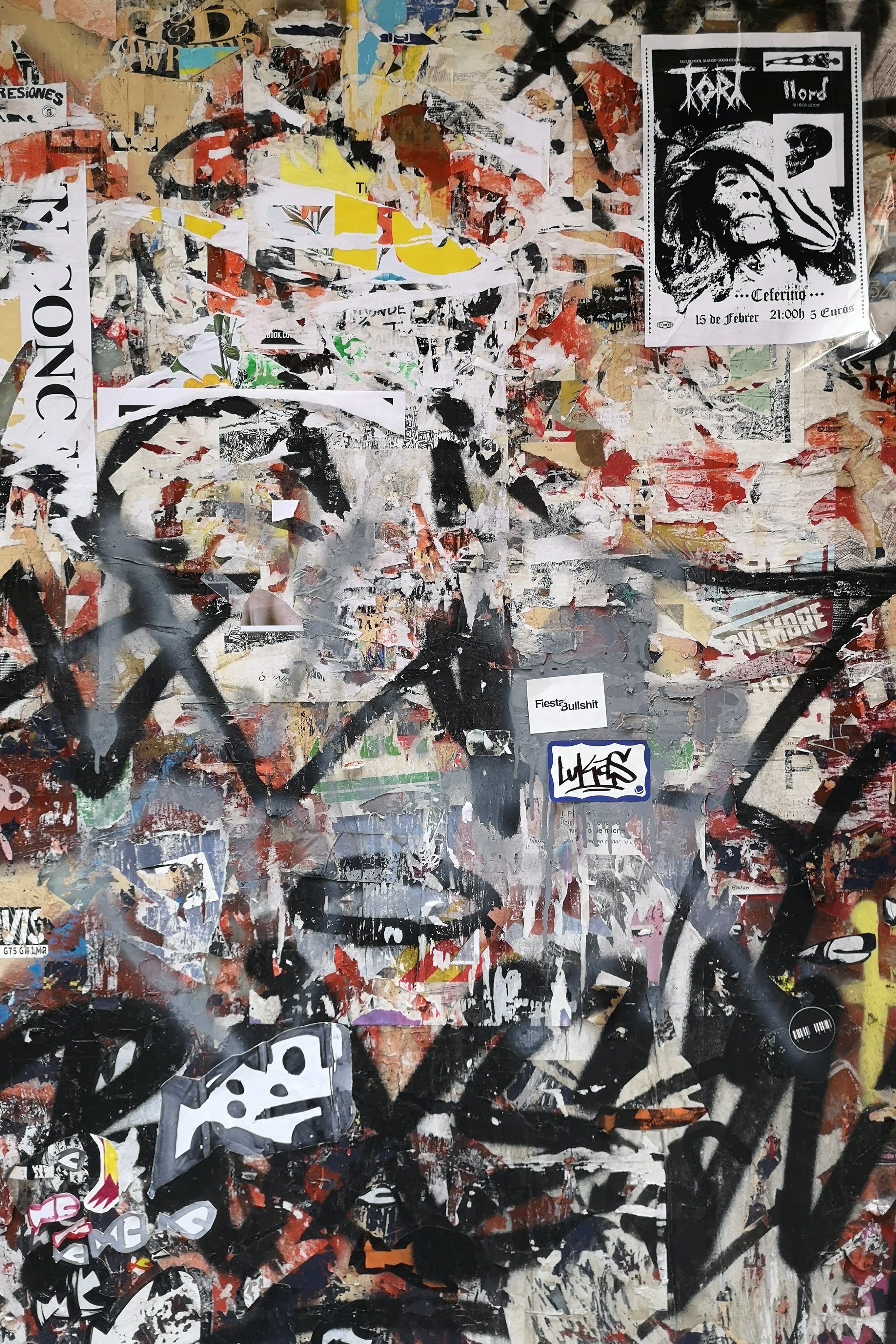 Katty_Girard_partage_sa_passion_a_travers_des_cours_interactifs_et_des_créations_artistiques_inspirante